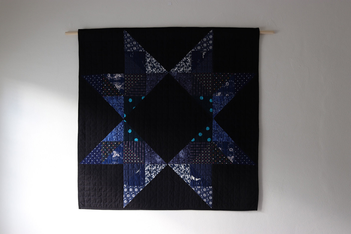 textilni-obraz-modro-cerny-87-x-87-cm-5